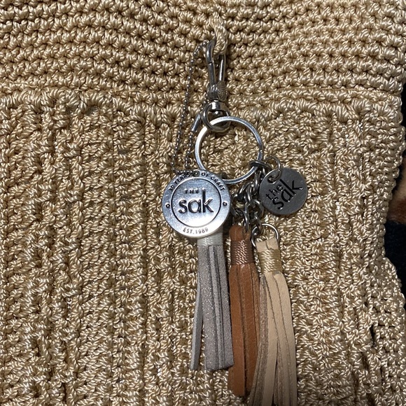 The Sak Casual Classics Large Crocheted Tote Bag - Picture 3 of 12